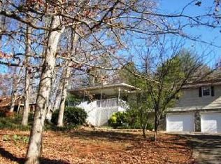 17 Roving Hills Cres, Cartersville, GA 30121