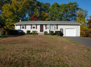60 Tracy Cir, Windsor Locks, CT 06096