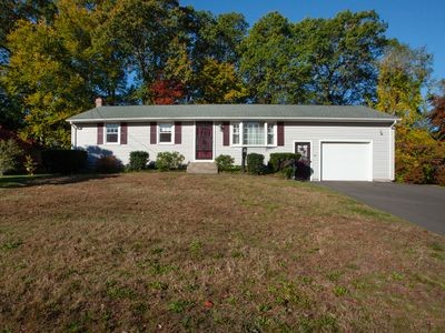60 Tracy Circle, Windsor Locks, CT, 06096