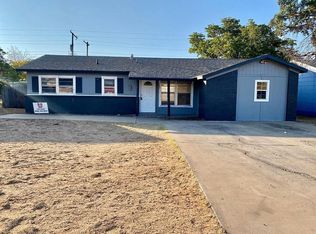 2606 E Baylor St, Lubbock, TX 79403
