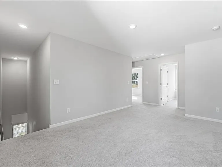 21 Golden Eagle Pkwy — Photo 18