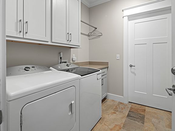 Large Laundry Room