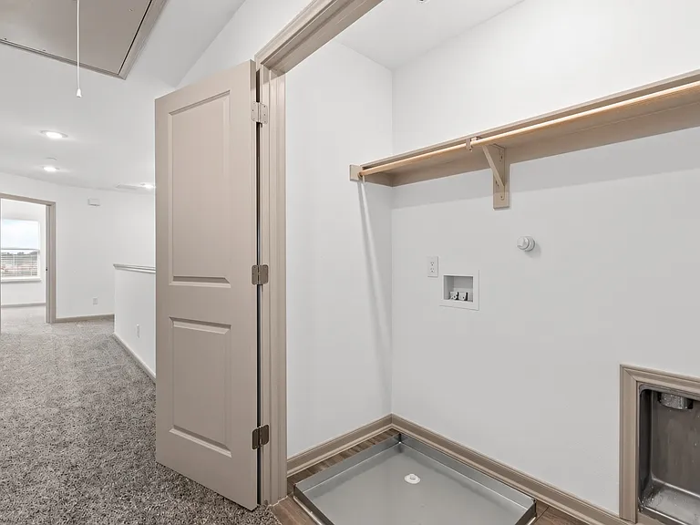 7522 Gramercy Way #101 — Photo 11