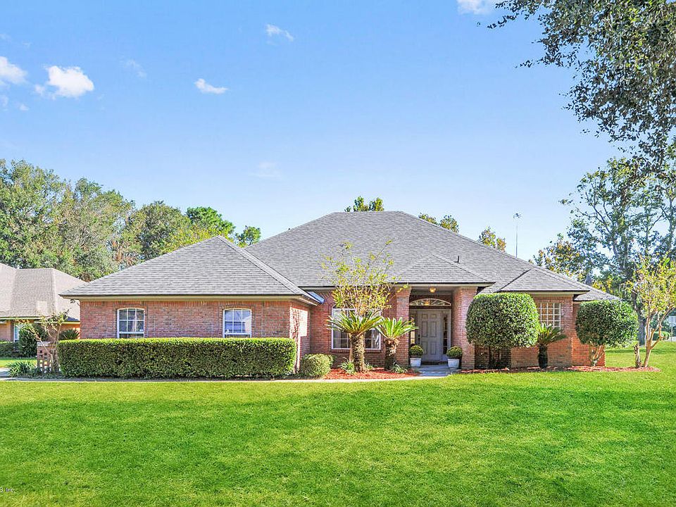 1st image of 11081 Heatherly Oaks Ct