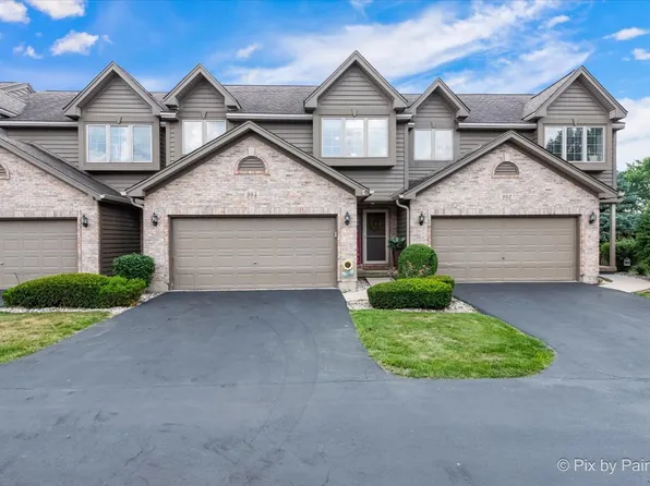 984 Ascot Dr, Elgin, IL 60123