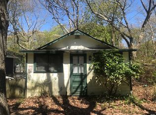 34 Neptune Pl, Baiting Hollow, NY 11933