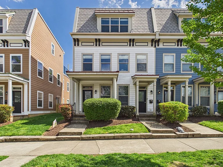 1112 Porter St #A — Photo 1