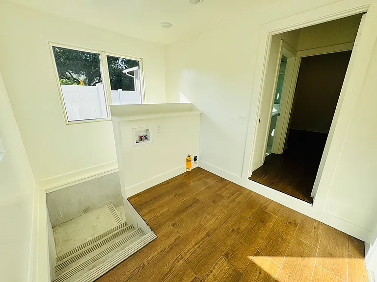 825 N Pasadena Ave — Photo 30
