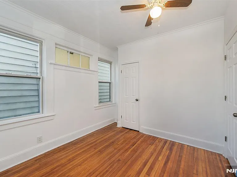 51 Riggs Pl — Photo 12