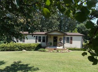 151 Eaton Rd, Mount Airy, NC 27030