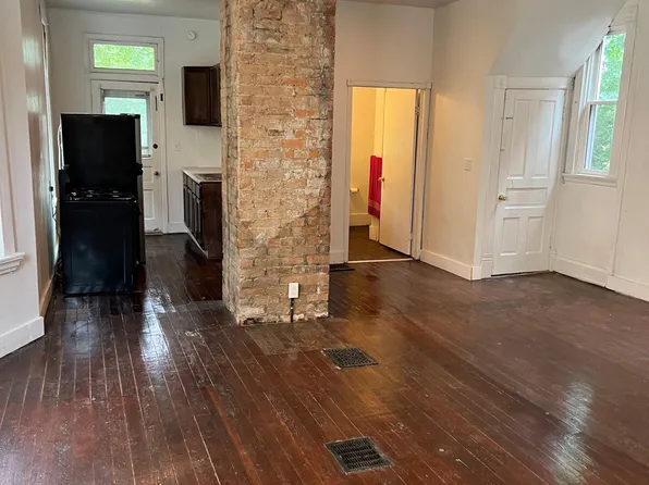 3423 W 8th St, Cincinnati, OH 45205