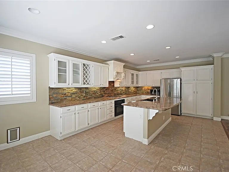 28406 Falcon Crest Dr — Photo 12