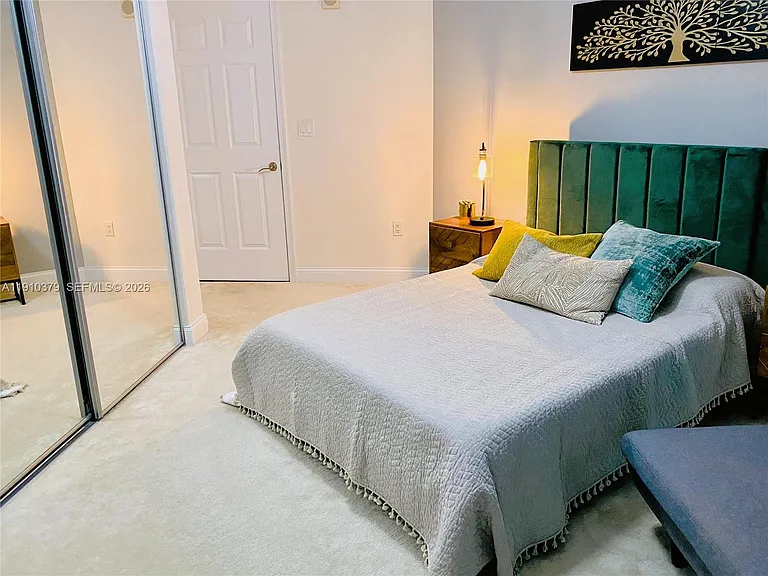 231 Riverside Dr #510 — Photo 21