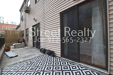 Rented by Street Realty Brokerage LLC