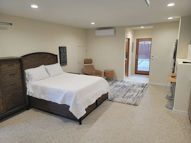 1025 Cypress Ave #3 — Photo 8
