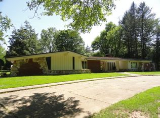 1333 Kathmar Dr, Jackson, MI