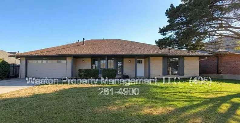 4 bed, 2.0 bath, 2252 sqft, $2,200 — Photo 1