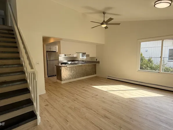 3306 Orion Cir, Anchorage, AK 99517