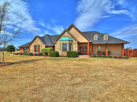3rd image of 10730 San Lorenzo Dr
