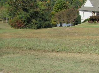 395 Pineberry Dr, Vonore, TN 37885
