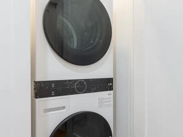 121 Division Street image 20 of 20