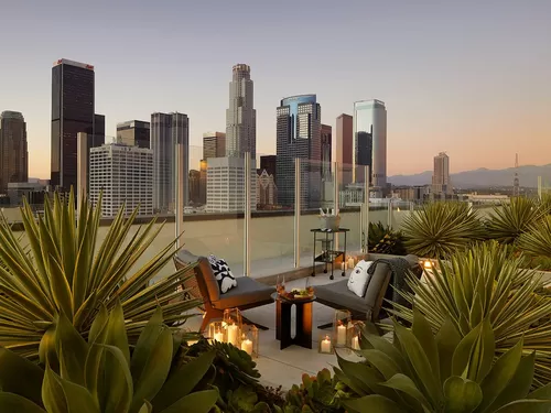 Rooftop Entertainment Deck - Sentral DTLA at 755 S. Spring