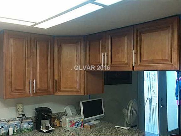 5th image of 4202 Flamingo Crest Dr Unit 5