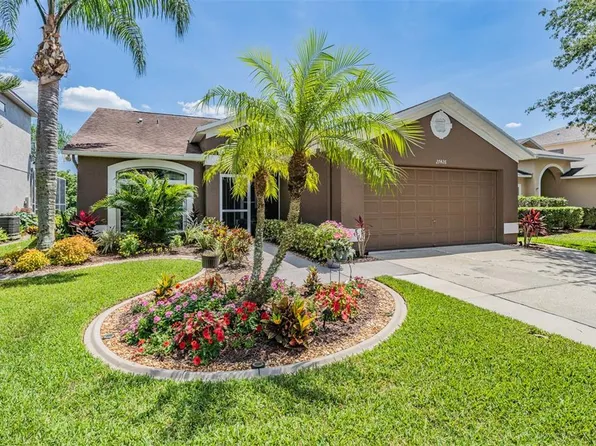 27426 Breakers Dr, Zephyrhills, FL 33544