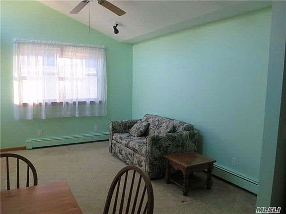 3rd image of 50 Grover Ln