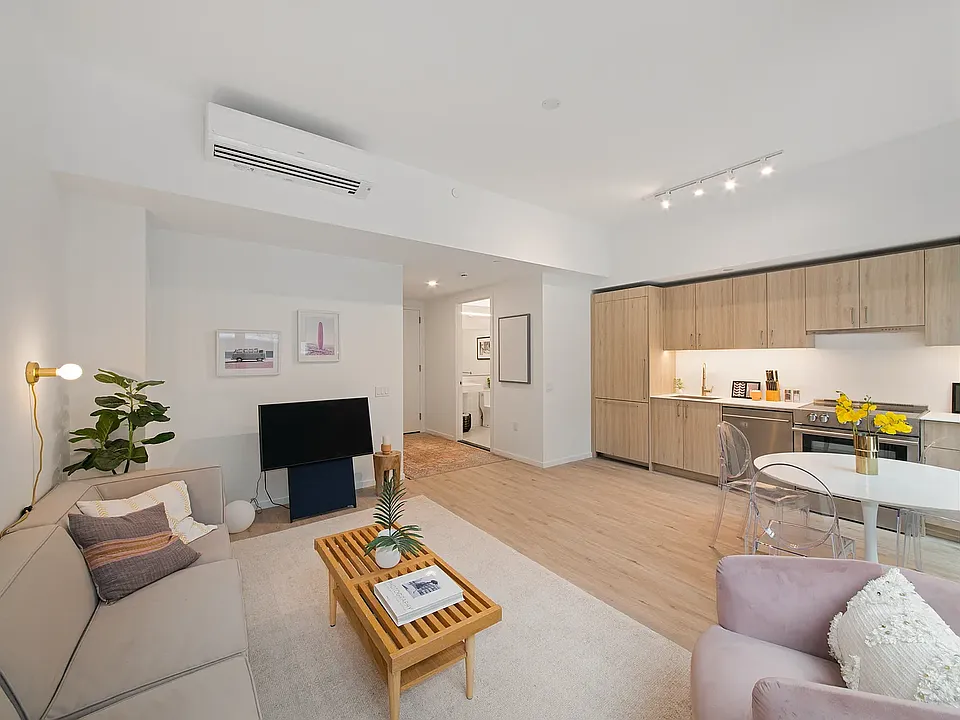 12 Halsey St #Penthouse 129