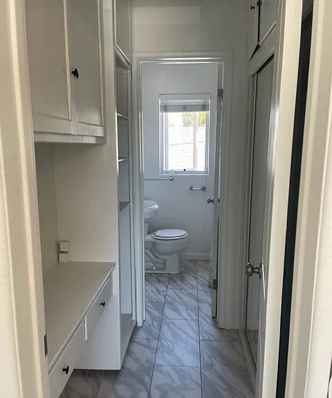 1809 E 4th St #5 — Photo 8