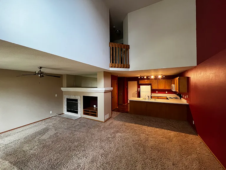 1400 S 52nd St #2 — Photo 6