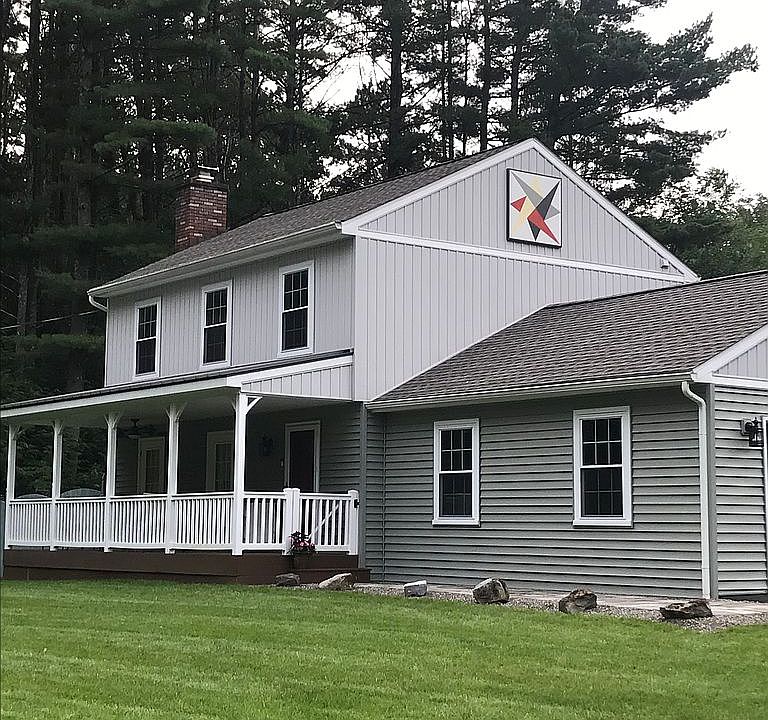 1st image of 424 Grand Ave