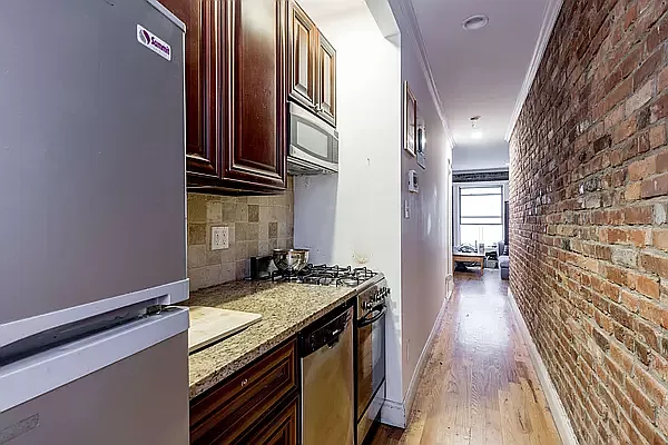 Rented by Compass | media 9