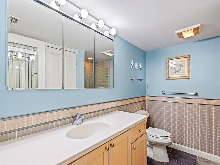 1480 Ocean Dr #5E — Photo 16