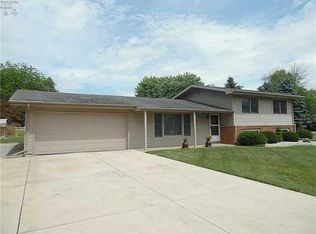 3345 Schwartz Dr, Fremont, OH 43420