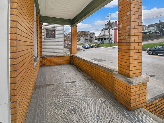 2nd image of 373 Brockway Ave