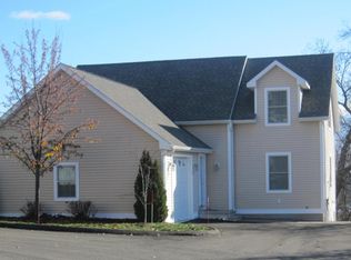 400 Burr St, New Haven, CT 06512