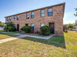 101 S Las Vegas Trl, White Settlement, TX 76108