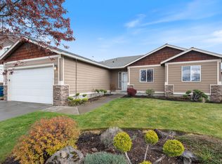 2560 NE 5th St, Redmond, OR 97756