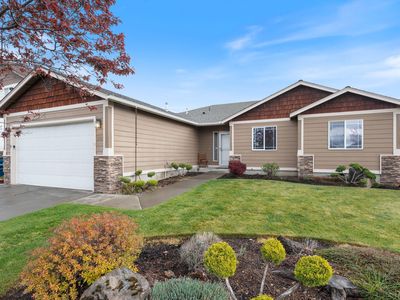 2560 NE 5th St, Redmond, OR, 97756