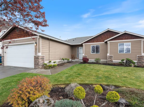2560 NE 5th St, Redmond, OR 97756