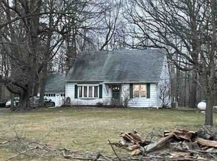 10346 Corcoran Rd, Haslett, MI