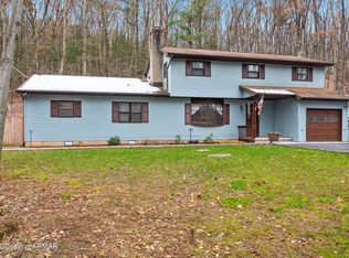 2282 Meadowlake Rd, Sciota, PA 18354