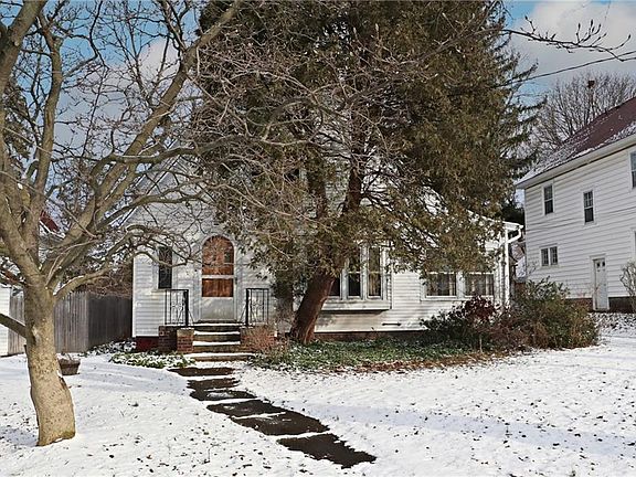3rd image of 219 Candee Ave