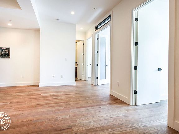 3rd image of 1530 Putnam Ave APT 3F