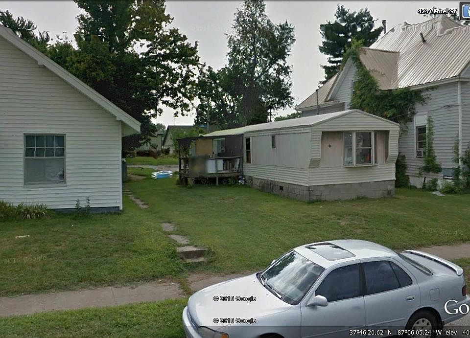 1st image of 421 Center St