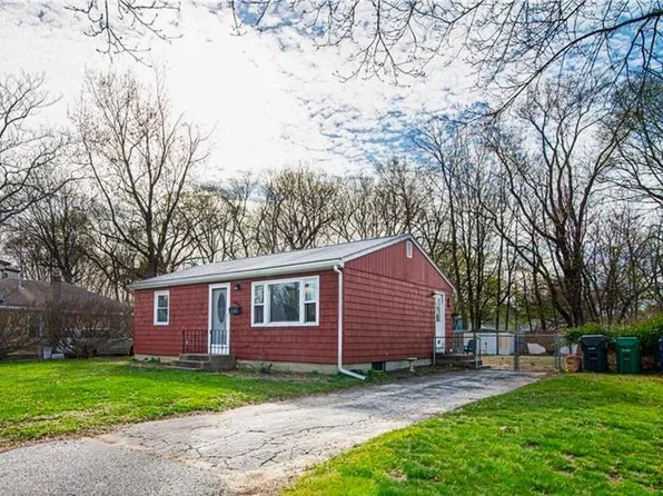 49 Fuller St, Warwick, RI 02889