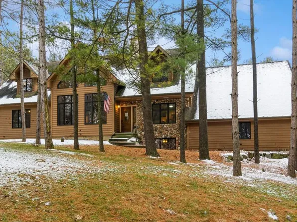 N7683 Pine Knolls Dr, Whitewater, WI 53190