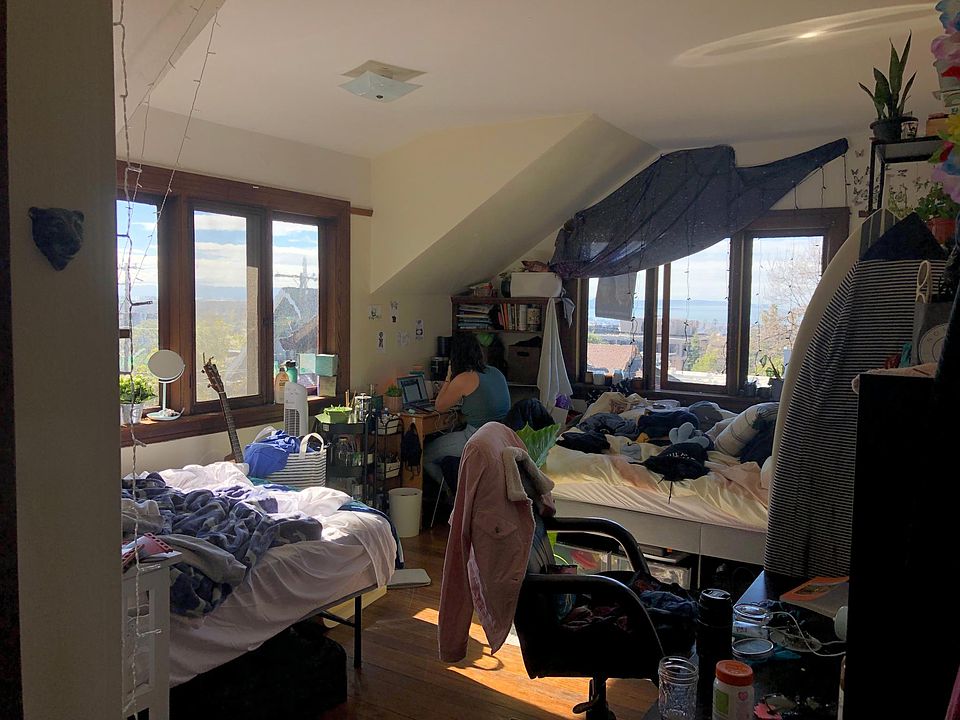 1st image of 1731 La Loma Ave